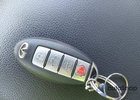 2015 Infiniti Q40 из США, поврежденный, VIN JN1CV6AP7FM502411